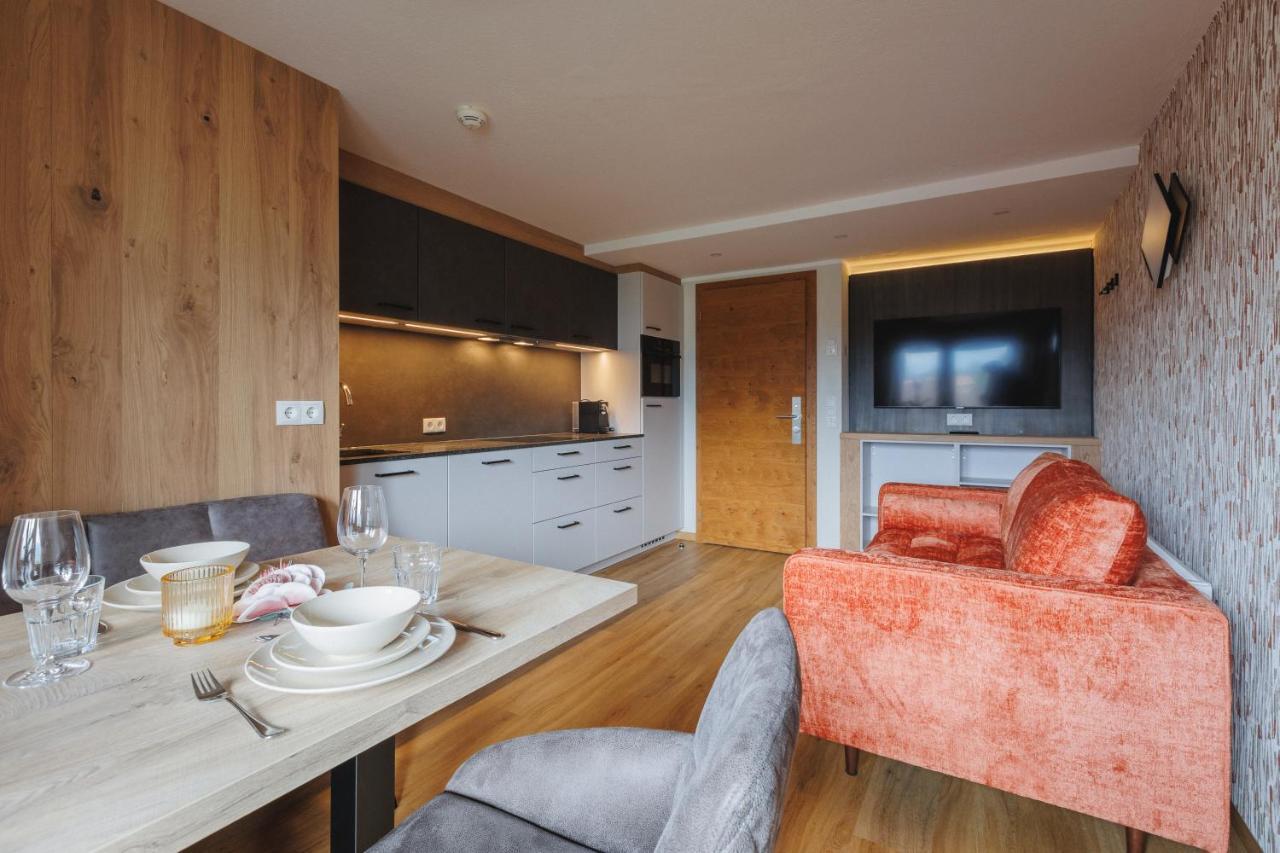 Hin&Weg Das Aparthotel Ried im Zillertal Eksteriør billede