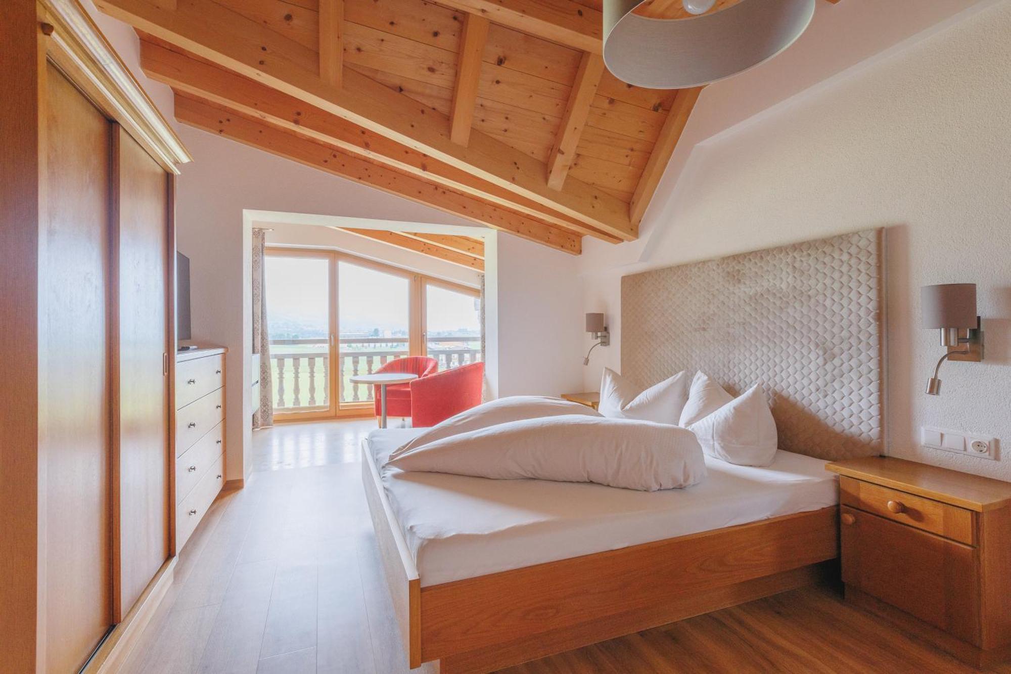 Hin&Weg Das Aparthotel Ried im Zillertal Eksteriør billede