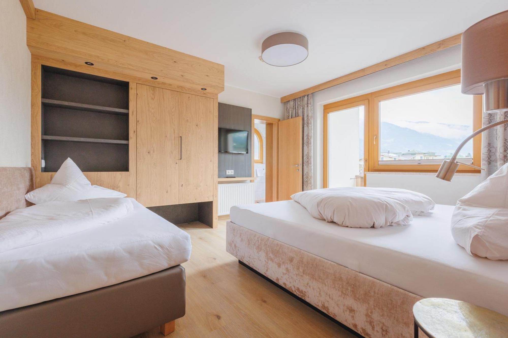 Hin&Weg Das Aparthotel Ried im Zillertal Eksteriør billede