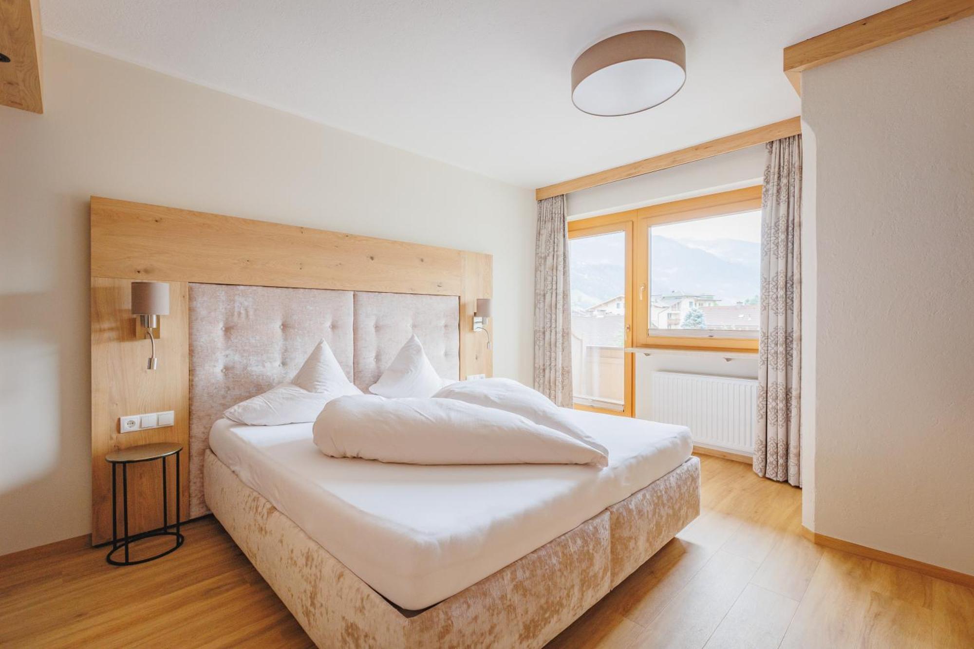 Hin&Weg Das Aparthotel Ried im Zillertal Eksteriør billede