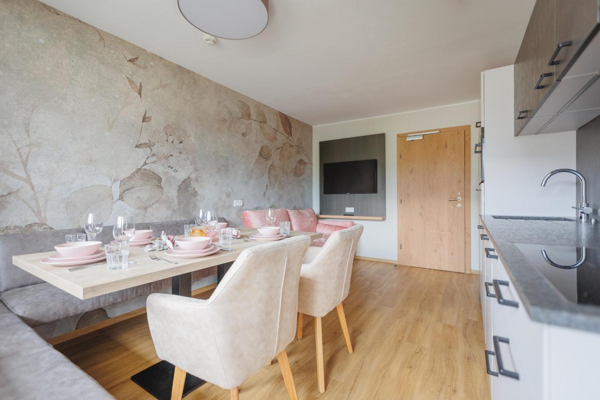Hin&Weg Das Aparthotel Ried im Zillertal Eksteriør billede