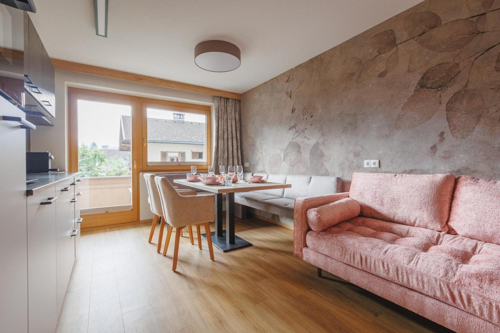 Hin&Weg Das Aparthotel Ried im Zillertal Eksteriør billede
