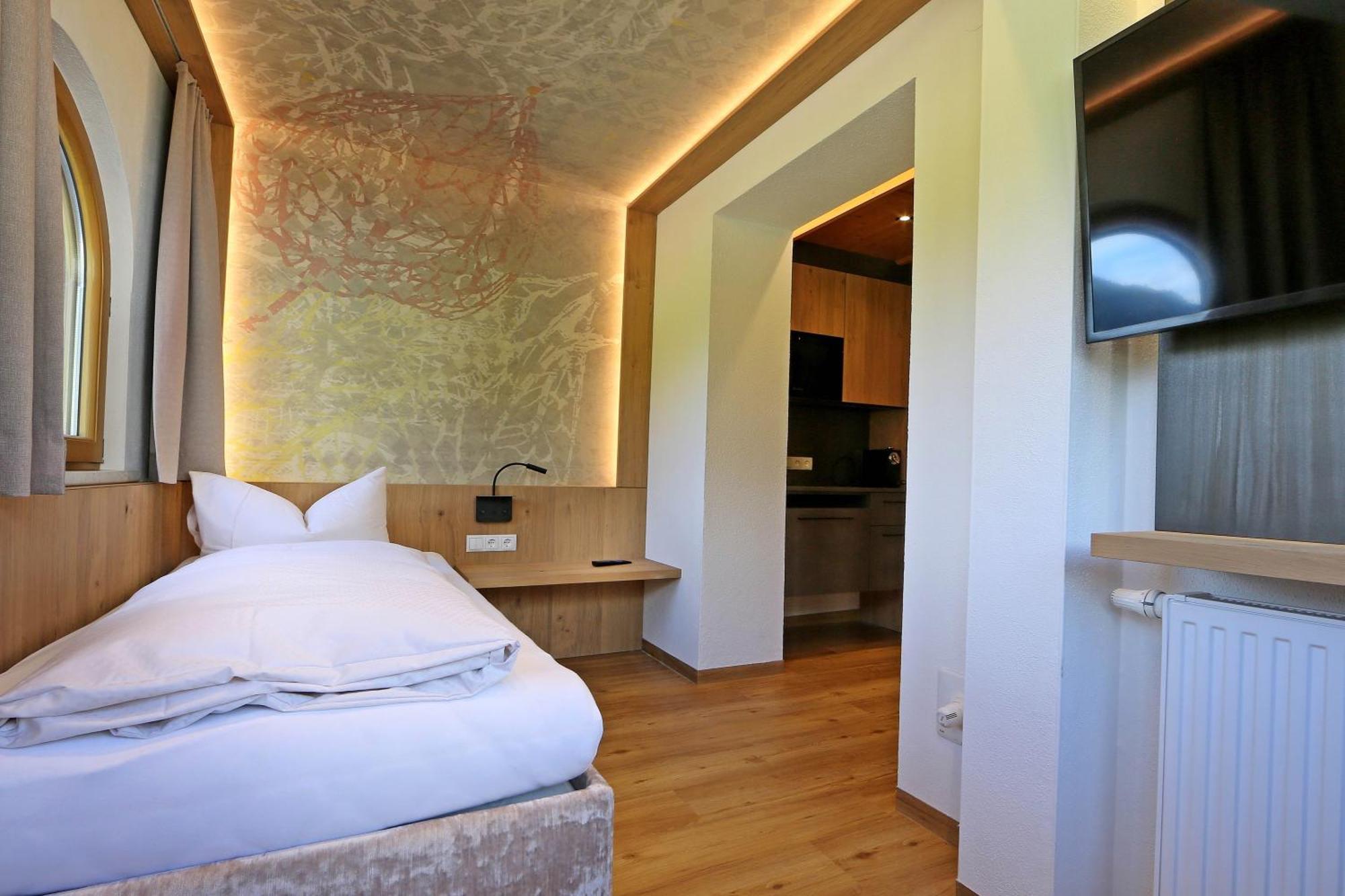 Hin&Weg Das Aparthotel Ried im Zillertal Eksteriør billede